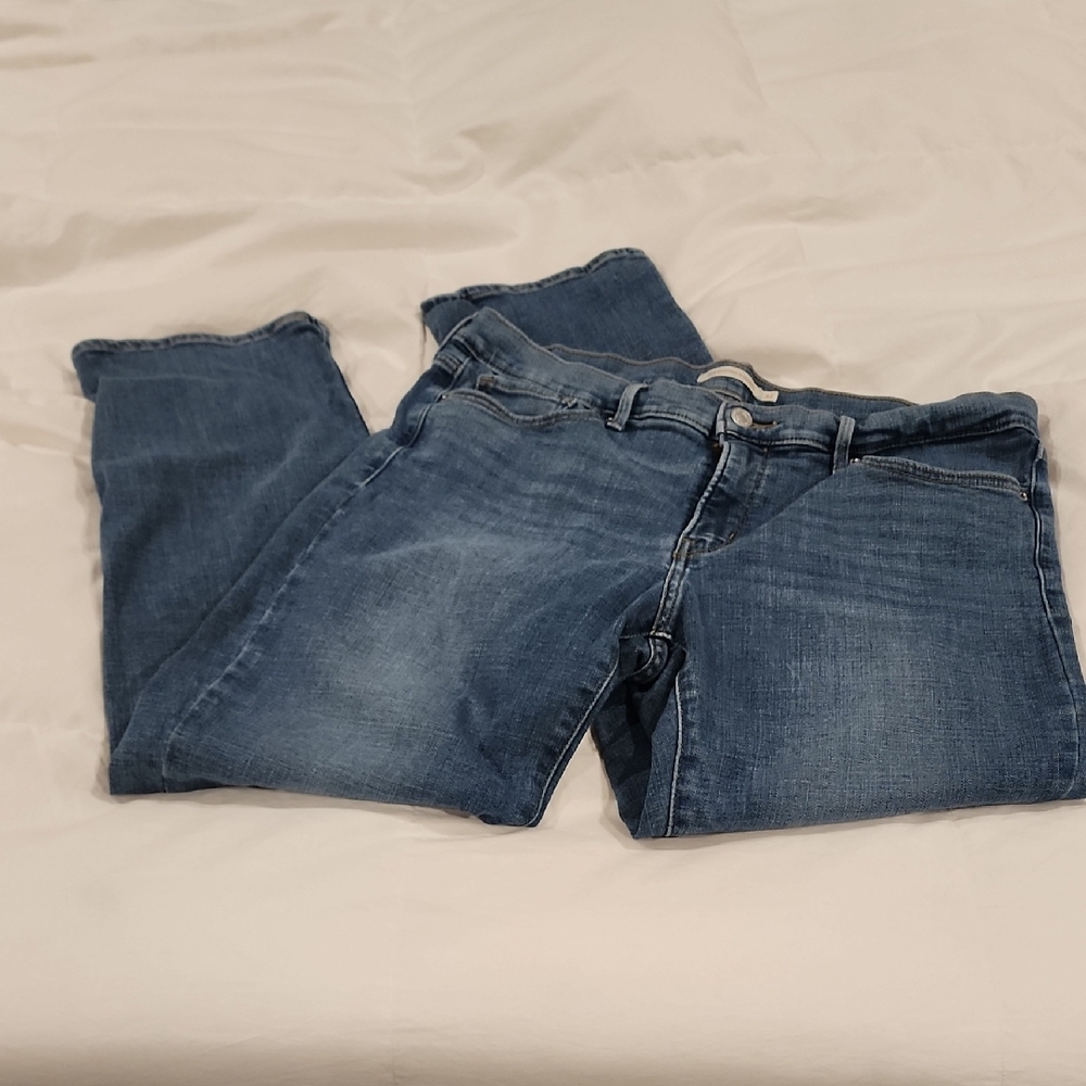 Levi's Blue Straight Leg Jeans with Classic Denim Style - Picture 2 of 4